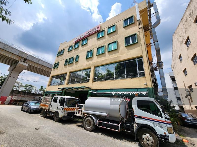 For Rent - VALUE DEAL: 4 Storey Corner lot Hotel for RENT