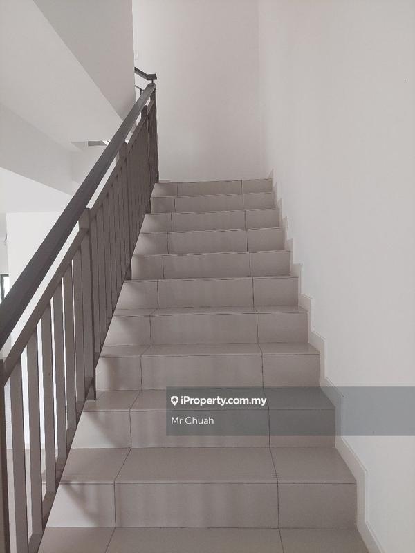 Rumah Teres 2-Tingkat untuk Dijual di Sepang, Selangor oleh Mr Chuah - iProperty.com.my