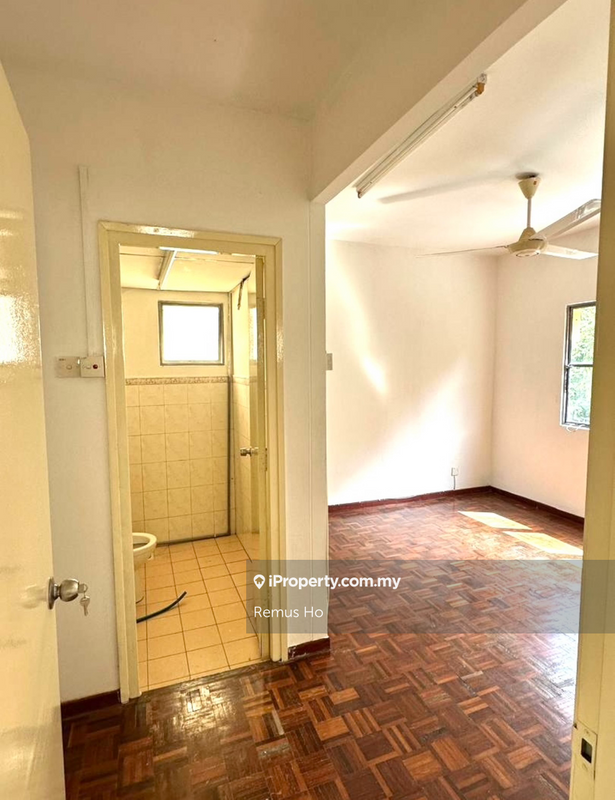 For Sale - Seri Baiduri