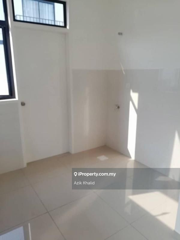 2-storey Terraced House for Sale in Bandar Baru Puncak Alam, Puncak Alam by Azik Khalid - iProperty.com.my