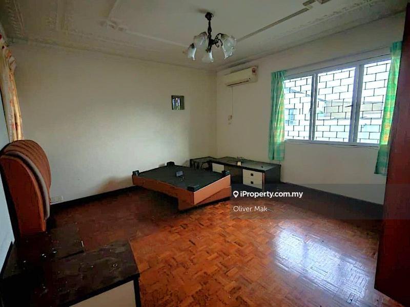 Bungalow House for Rent in Taman Overseas Union (Taman Oug), Jalan Klang Lama (Old Klang Road) by Oliver Mak - iProperty.com.my