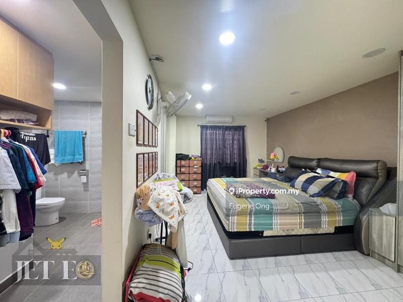 Rumah Berangkai 2 Tingkat untuk Dijual di Kota Kemuning, Shah Alam oleh Eugene Ong - iProperty.com.my
