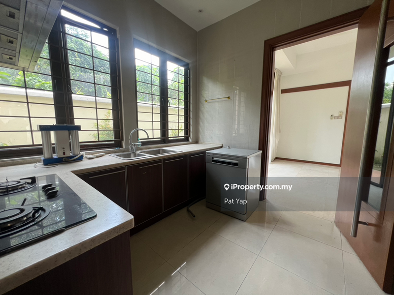 Banglo untuk Dijual di Impian Tunku Bukit Tunku gated guarded bungalow, Bukit Tunku (Kenny Hills) oleh Pat Yap - iProperty.com.my