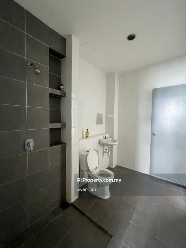 Terraced House for Sale in qi6mk, Telok Panglima Garang by Swen Tan - iProperty.com.my