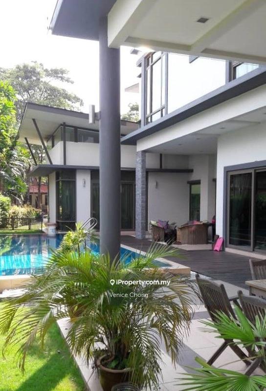 Bungalow House for Sale in Bukit Gita Bayu, Seri Kembangan by Venice Chong - iProperty.com.my