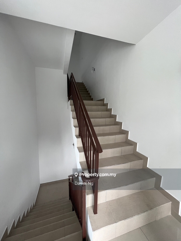 Rumah Bandar untuk Dijual di 28 Residence, Taman Orkid, Salak Tinggi, Sepang, S, Sepang oleh Daniel Ng - iProperty.com.my
