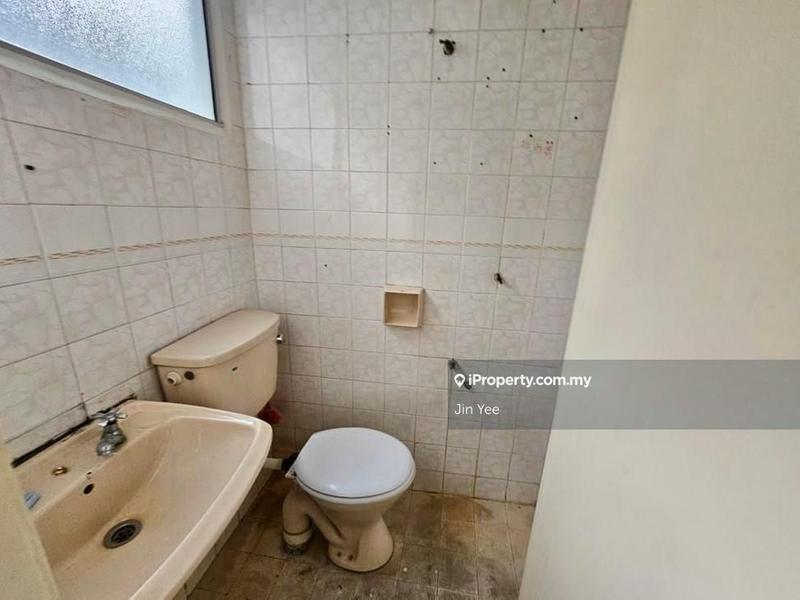 Rumah Teres 2-Tingkat untuk Dijual di Corner / Extra Land / Facing Open / Gated Guarded, Sri Petaling oleh Jin Yee - iProperty.com.my