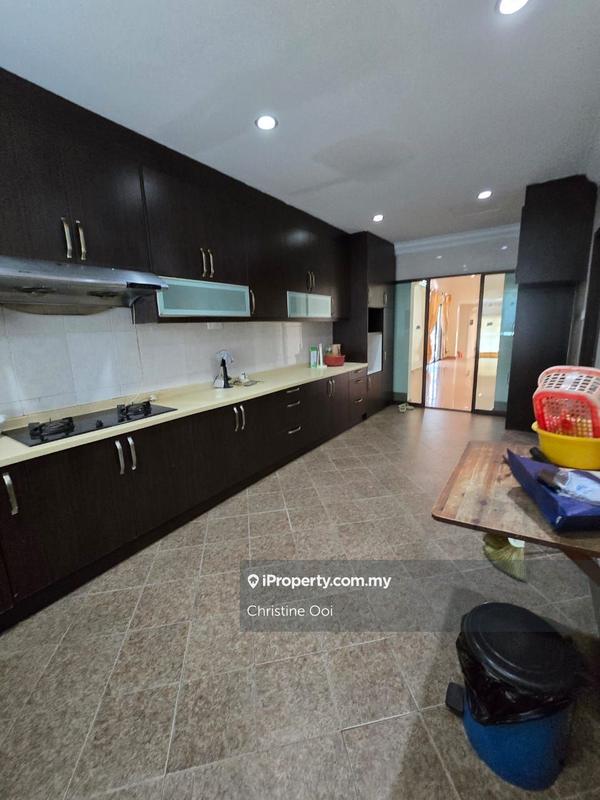 Semi-Detached House for Sale in Taman Yarl, Jalan Klang Lama (Old Klang Road) by Christine Ooi - iProperty.com.my