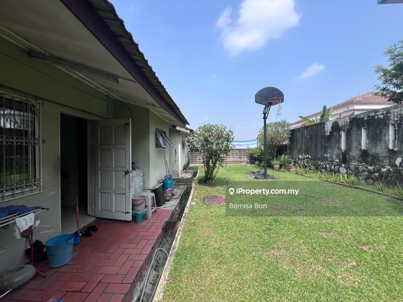 Rumah Berkembar untuk Dijual di SS1, Petaling Jaya oleh Bernisa Bon - iProperty.com.my