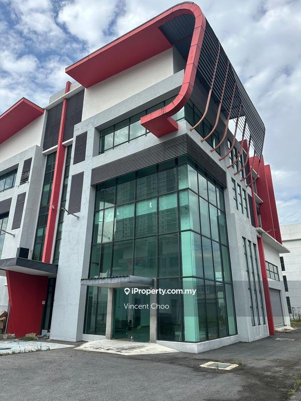 For Rent - BRAND NEW SEMI-D FACTORY | 2 TON CARGO LIFT | 200 AMP POWER