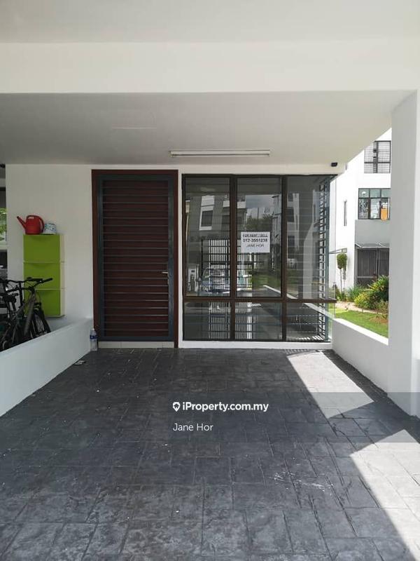 Townhouse for Sale in Puchong, Selangor by Jane Hor - iProperty.com.my