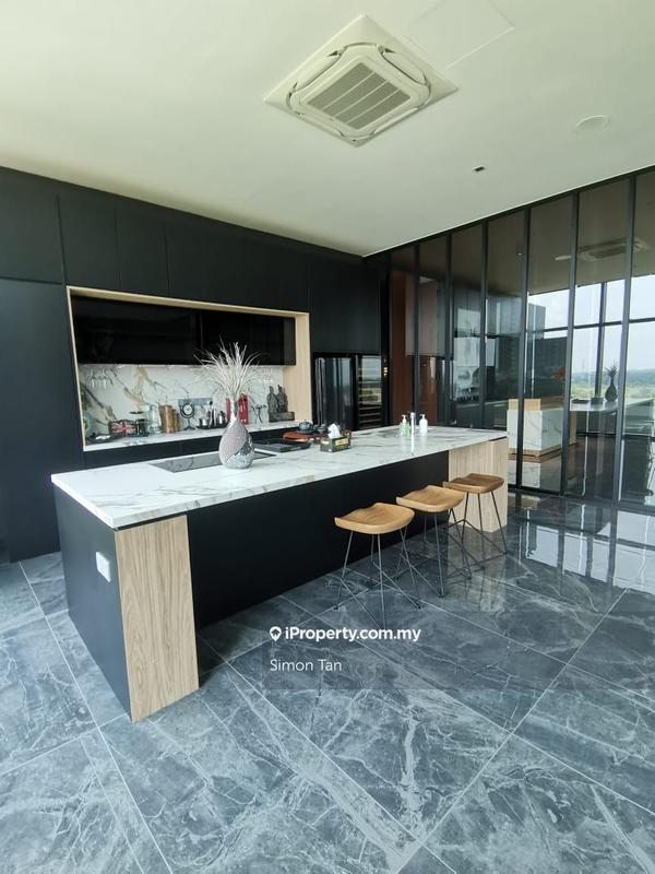 For Rent - Puchong taman perindustrian park 5 storey office building for rent