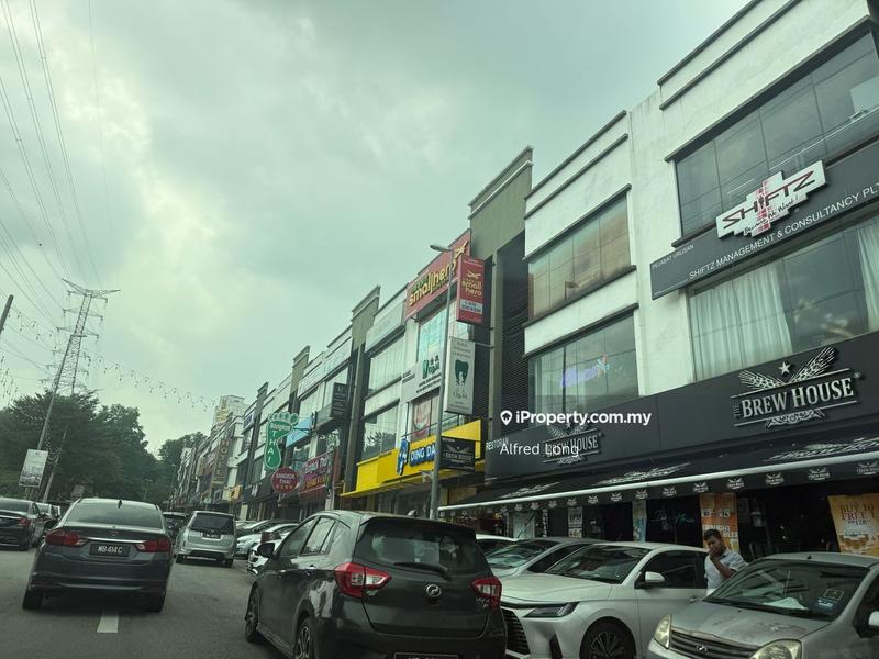 Kedai-Pejabat untuk Disewa di Taman Bukit Serdang, Seri Kembangan oleh Alfred Long - iProperty.com.my