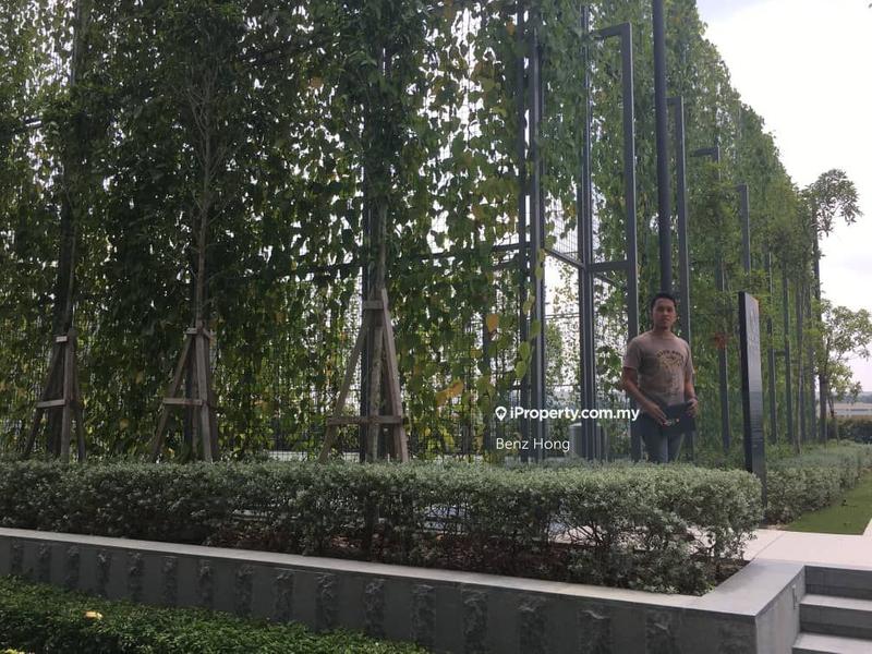 Service Residence for Sale in Arnica @ Tropicana Gardens by Benz Hong - iProperty.com.my