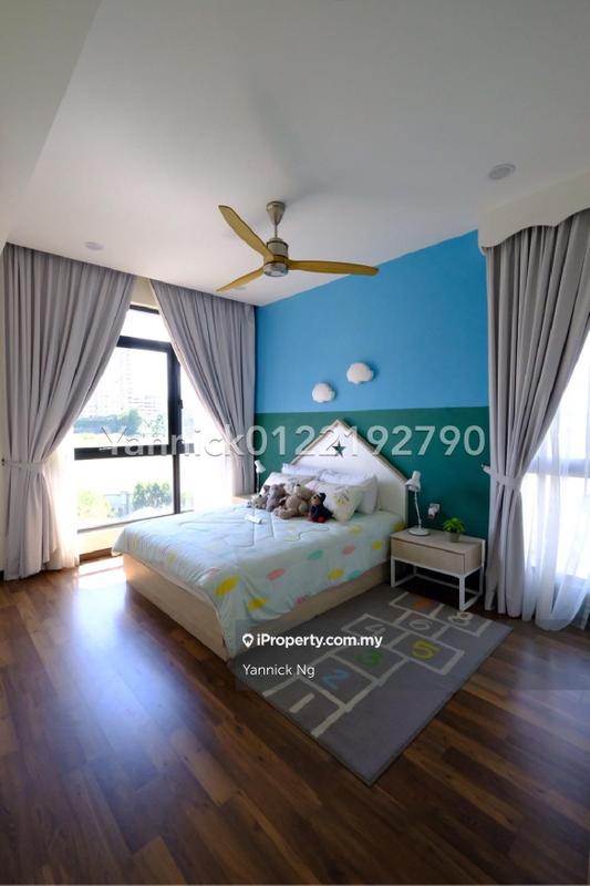 Townhouse for Sale in Seri Kembangan, Seri Kembangan by Yannick Ng - iProperty.com.my