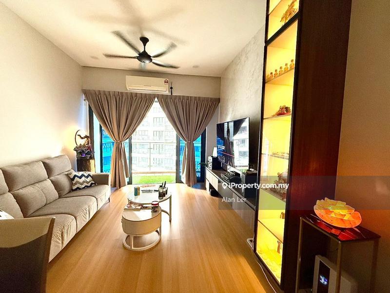 For Sale - Bay Point @ Country Garden Danga Bay