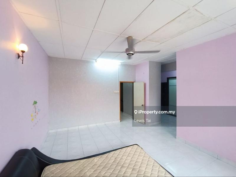 Rumah Berangkai 2 Tingkat untuk Dijual di Desa Tebrau, Johor Bahru oleh Lewis Tai - iProperty.com.my