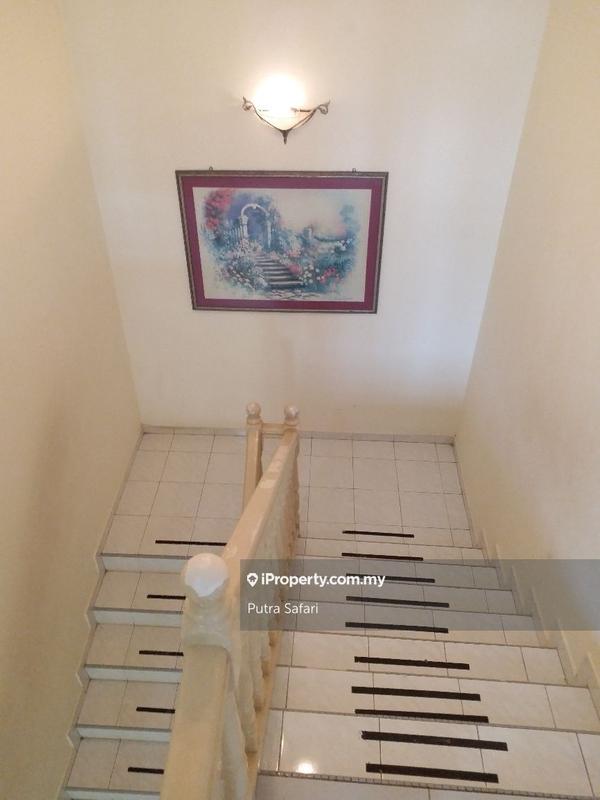 Rumah Berkembar untuk Dijual di Seksyen 9, Shah Alam oleh Putra Safari - iProperty.com.my