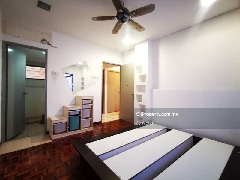 For Sale - Pangsapuri Saraka