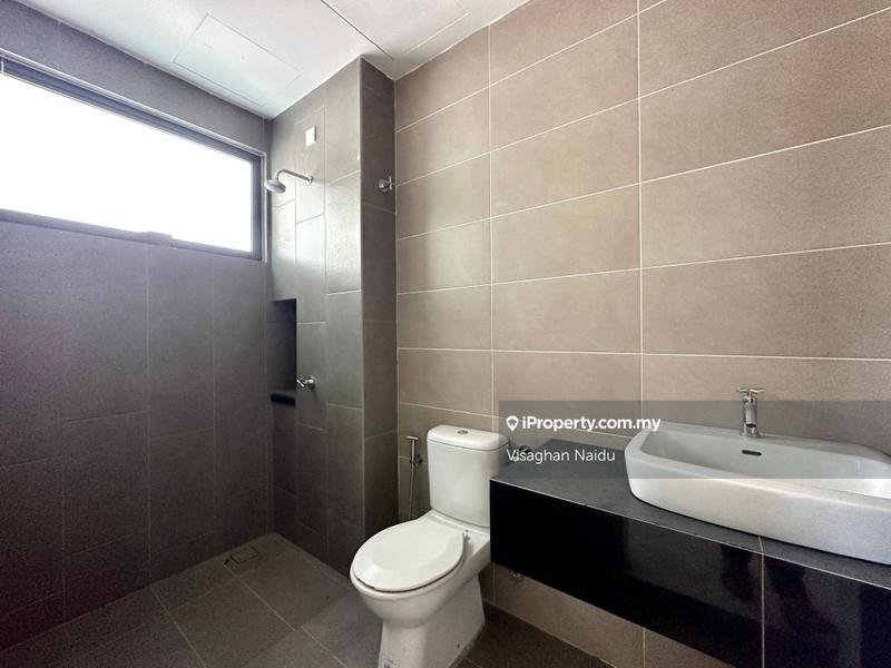 Bungalow House for Sale in Bandar Country Homes, Rawang by Visaghan Naidu - iProperty.com.my