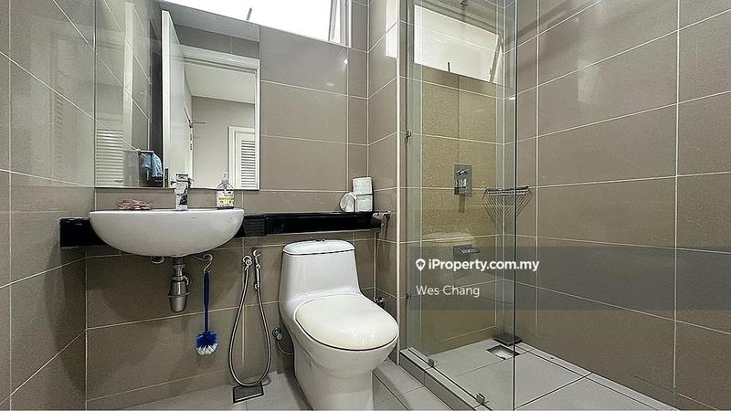 Kondominium untuk Dijual di Surian Residences oleh Wes Chang - iProperty.com.my