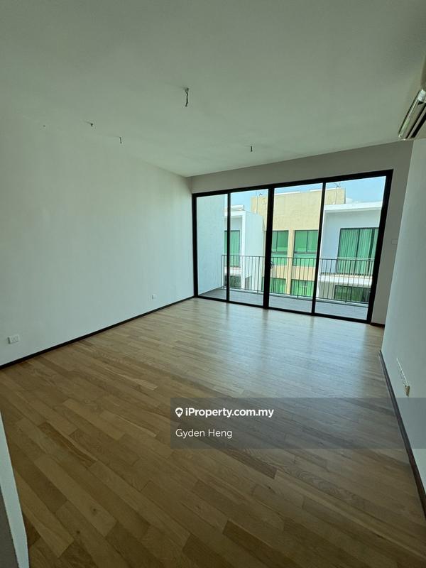 3-storey Terraced House for Sale in Leisure Farm, Gelang Patah by Gyden Heng - iProperty.com.my