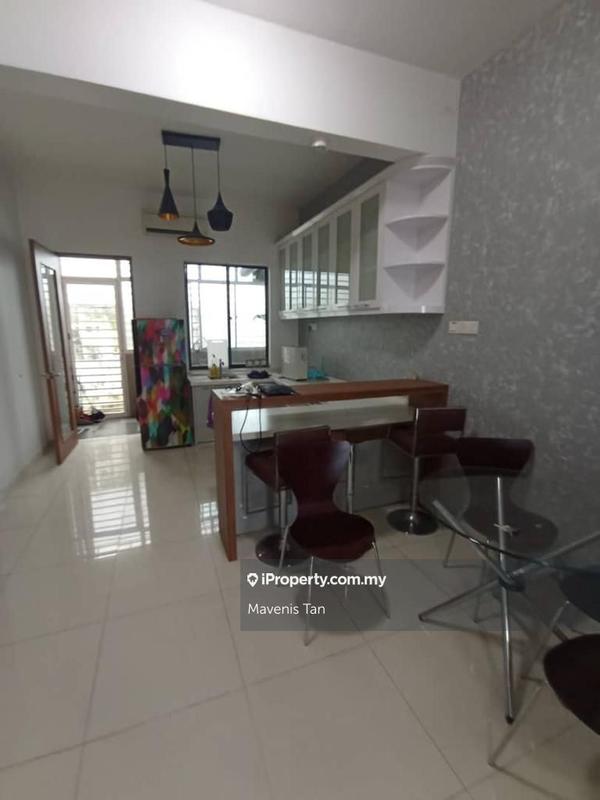 Rumah Teres 3-Tingkat untuk Dijual di Kayu Ara, Selangor oleh Mavenis Tan - iProperty.com.my