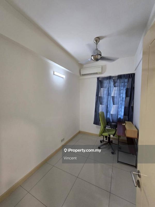 For Rent - Tiara Mutiara / The Crown