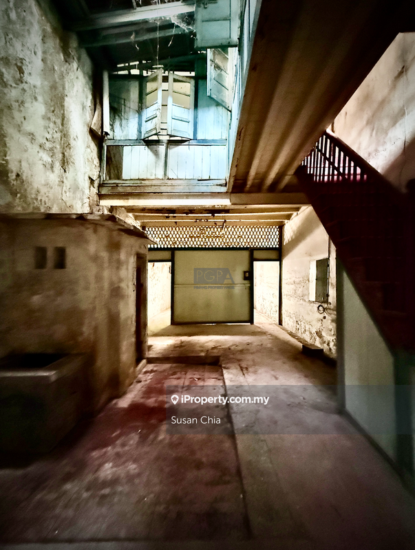 Shop-Office for Sale in Toh Aka Lane, George Town by Susan Chia - iProperty.com.my