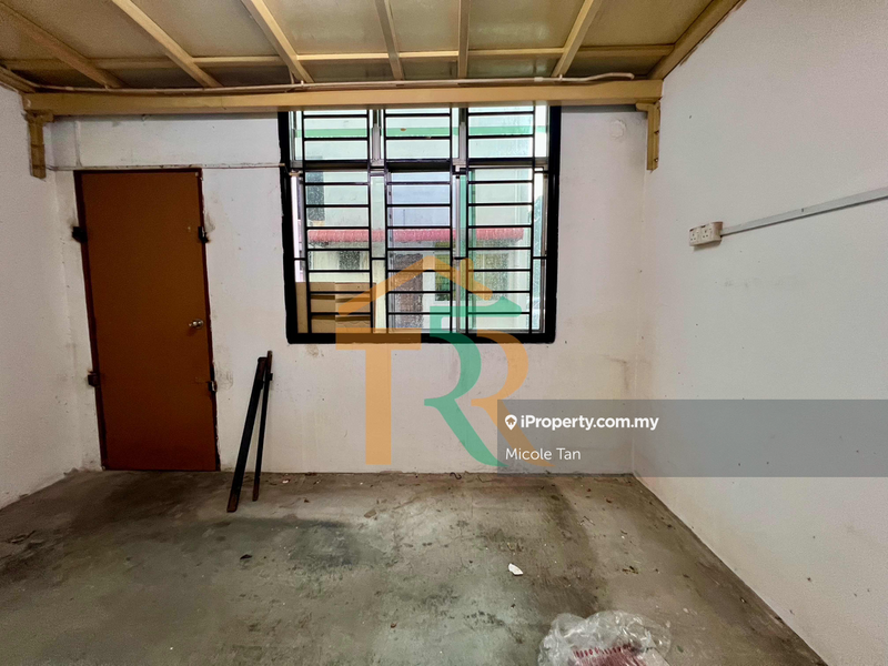 Shop-Office for Rent in Bandar Muar, Muar by Micole Tan - iProperty.com.my