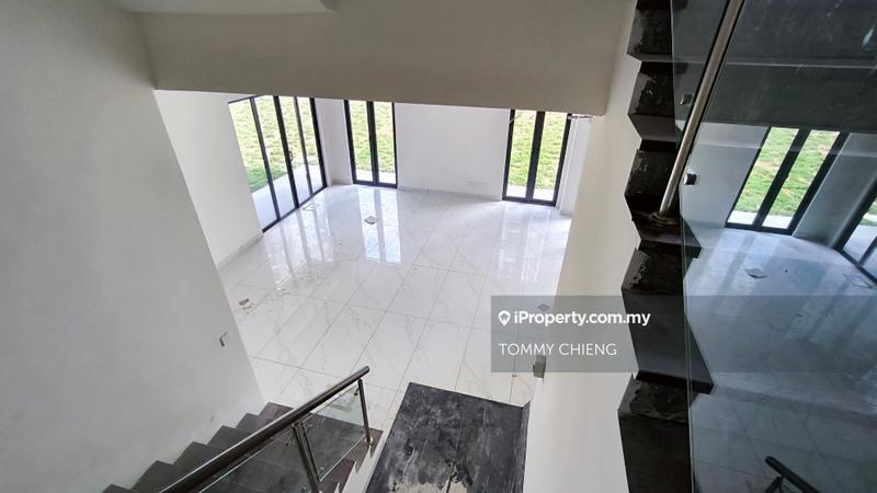 Rumah Berangkai 3 Tingkat untuk Dijual di Happy Garden, Kuchai Lama oleh TOMMY CHIENG - iProperty.com.my