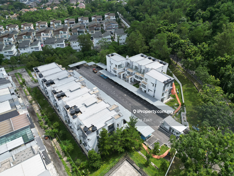 Townhouse for Sale in Upper Floor Hijauan Kemensah, Ampang by Zana Zakri - iProperty.com.my