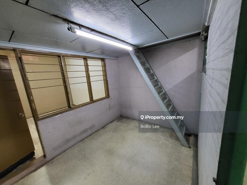 1-storey Terraced House for Sale in Taman Overseas Union (Taman Oug), Jalan Klang Lama (Old Klang Road) by BoBo Lee - iProperty.com.my
