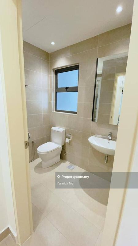 Condominium for Sale in Lakeville Residence by Yannick Ng - iProperty.com.my