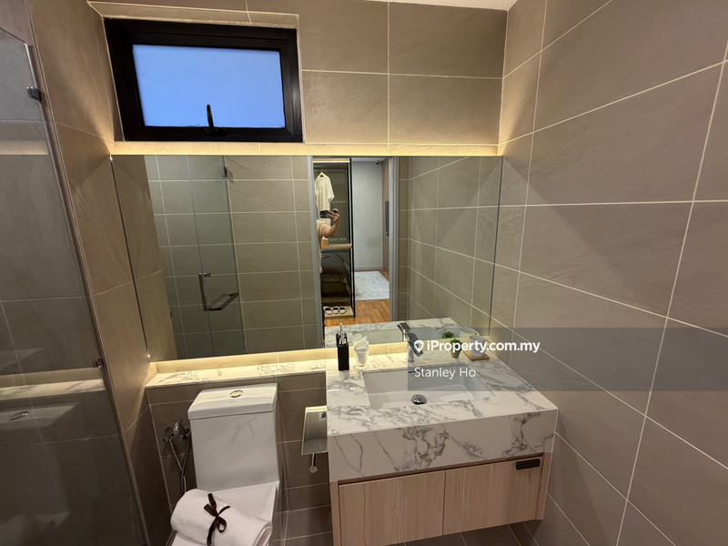 Condominium for Sale in Oaka Residences by Stanley Ho - iProperty.com.my