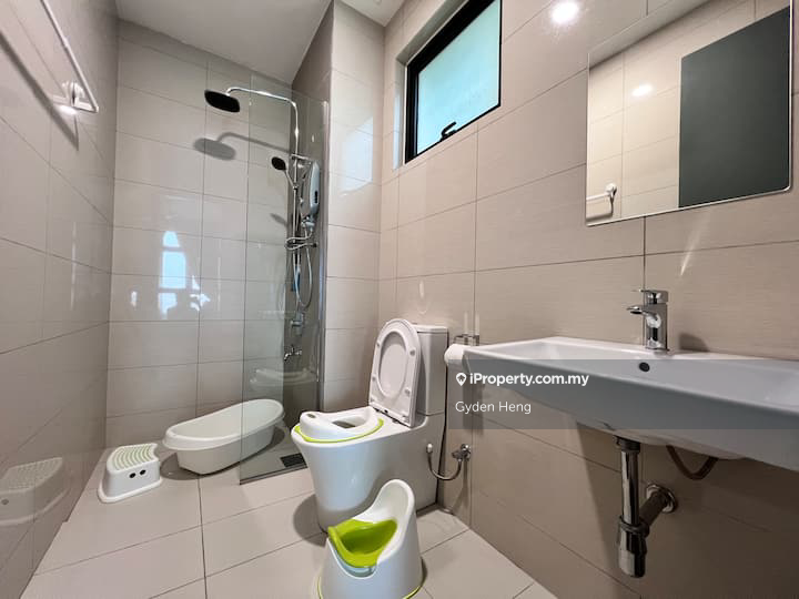 Kediaman Servis untuk Dijual di Paradigm Residence oleh Gyden Heng - iProperty.com.my