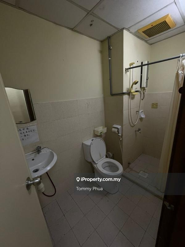 Shop for Rent in Bandar Baru Permas Jaya, Permas Jaya by Tommy Phua - iProperty.com.my