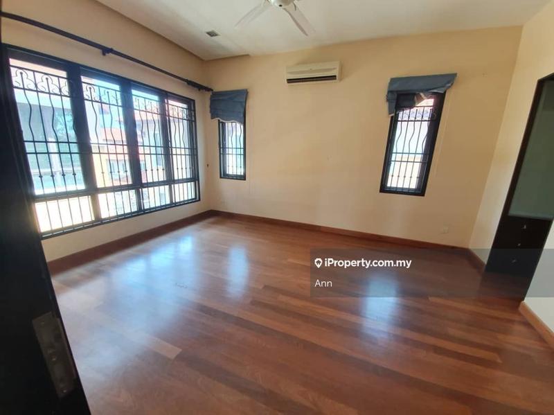 Banglo untuk Dijual di Country Heights, Kajang oleh Ann - iProperty.com.my