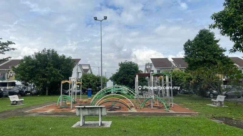 Townhouse for Sale in Bandar Saujana Putra, Tanjong Duabelas by Yen Ling - iProperty.com.my