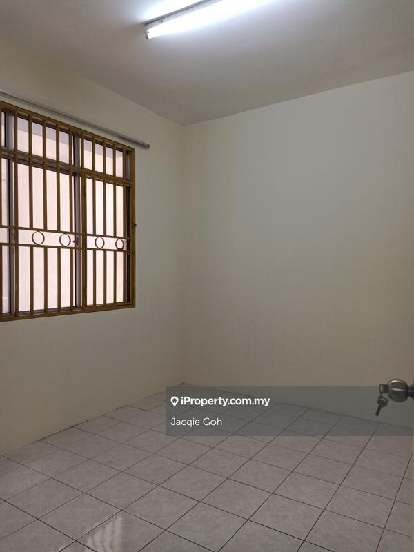 Condominium for Sale in Platinum Hill PV 5 by Jacqie Goh - iProperty.com.my