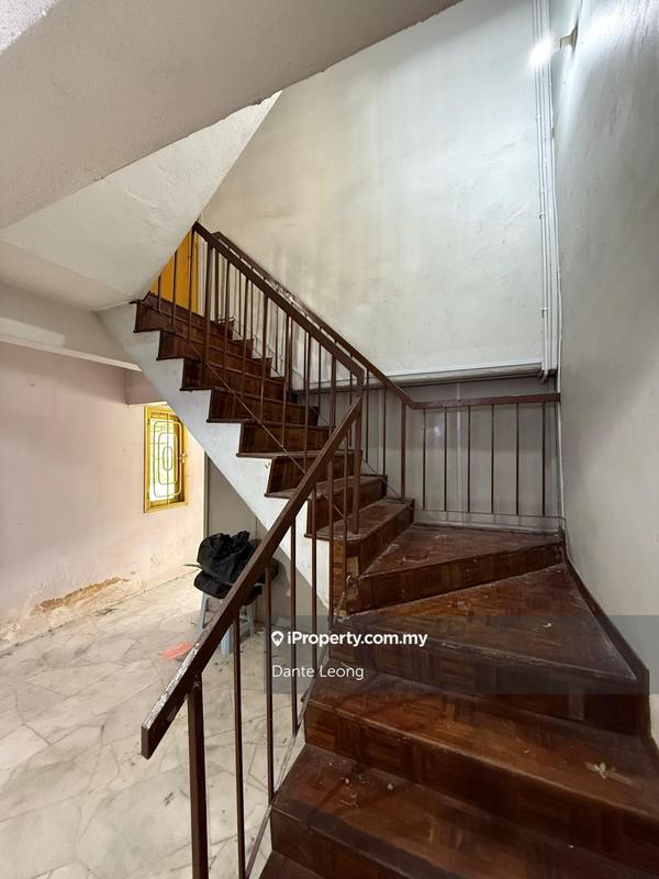 Rumah Berangkai 3 Tingkat untuk Dijual di Taman Sri Muda, Shah Alam oleh Dante Leong - iProperty.com.my