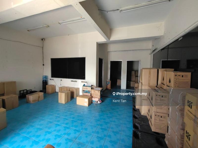Shop for Sale in Taman Universiti Indah, Seri Kembangan by Kent Tan - iProperty.com.my