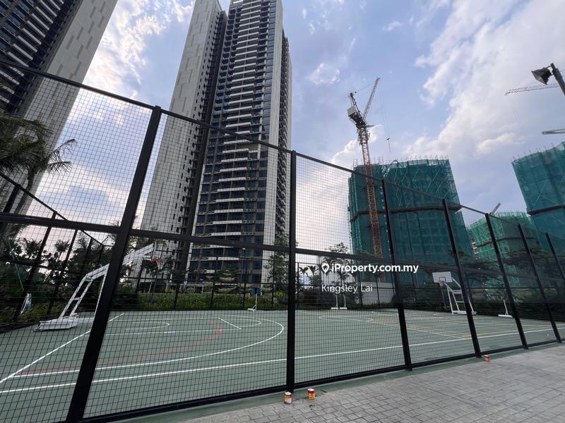 For Sale - Baron Residence @ Lake City