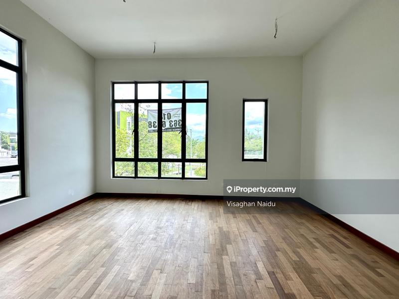 Bungalow House for Sale in Bandar Country Homes, Rawang by Visaghan Naidu - iProperty.com.my