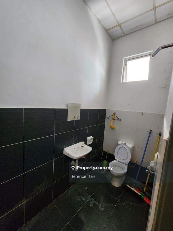 Shop / Office for Sale in Taman Kota Masai, Pasir Gudang by Terence Tan - iProperty.com.my