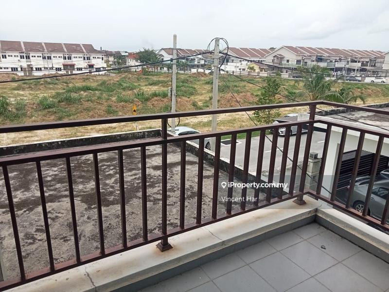 Rumah Berkembar untuk Dijual di Taman Suria Jaya, Sitiawan oleh Vincent Har - iProperty.com.my