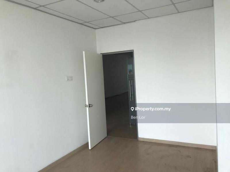 For Sale - 10 Boulevard, Bandar Utama