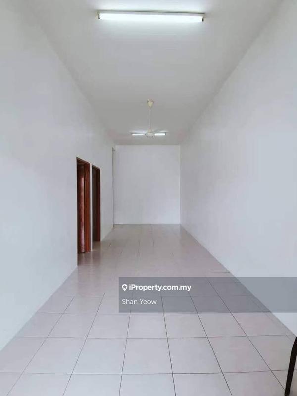 Rumah Berangkai 1 Tingkat untuk Dijual di Taman Perwira Indah Permatang Tinggi, Bukit Minyak oleh Shan Yeow - iProperty.com.my