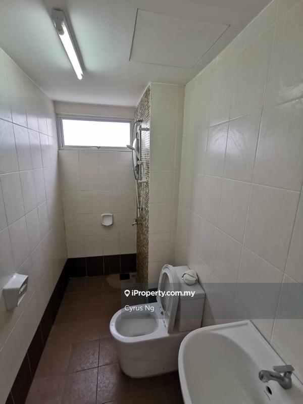 Condominium for Sale in Suasana Lumayan by Cyrus Ng - iProperty.com.my