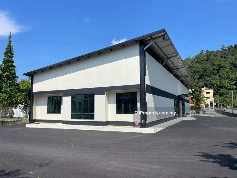 For Rent - Showhouse Jakar